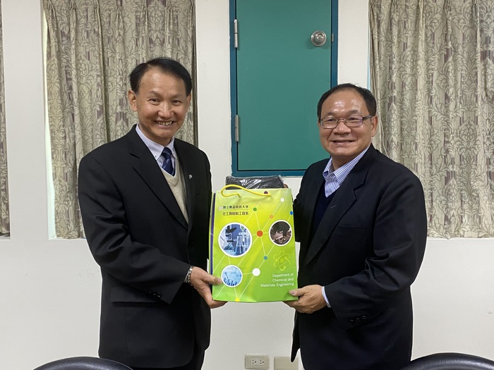 2021/2/22 亞東技術學院黃茂全校長來訪圖片