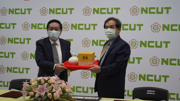 恭喜勤益科技大學與沙勞越科大簽署合作圖片